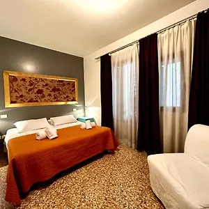  Apartment Grimaldi Cannaregio Italien