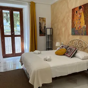 Gl Golden Apartman Catania