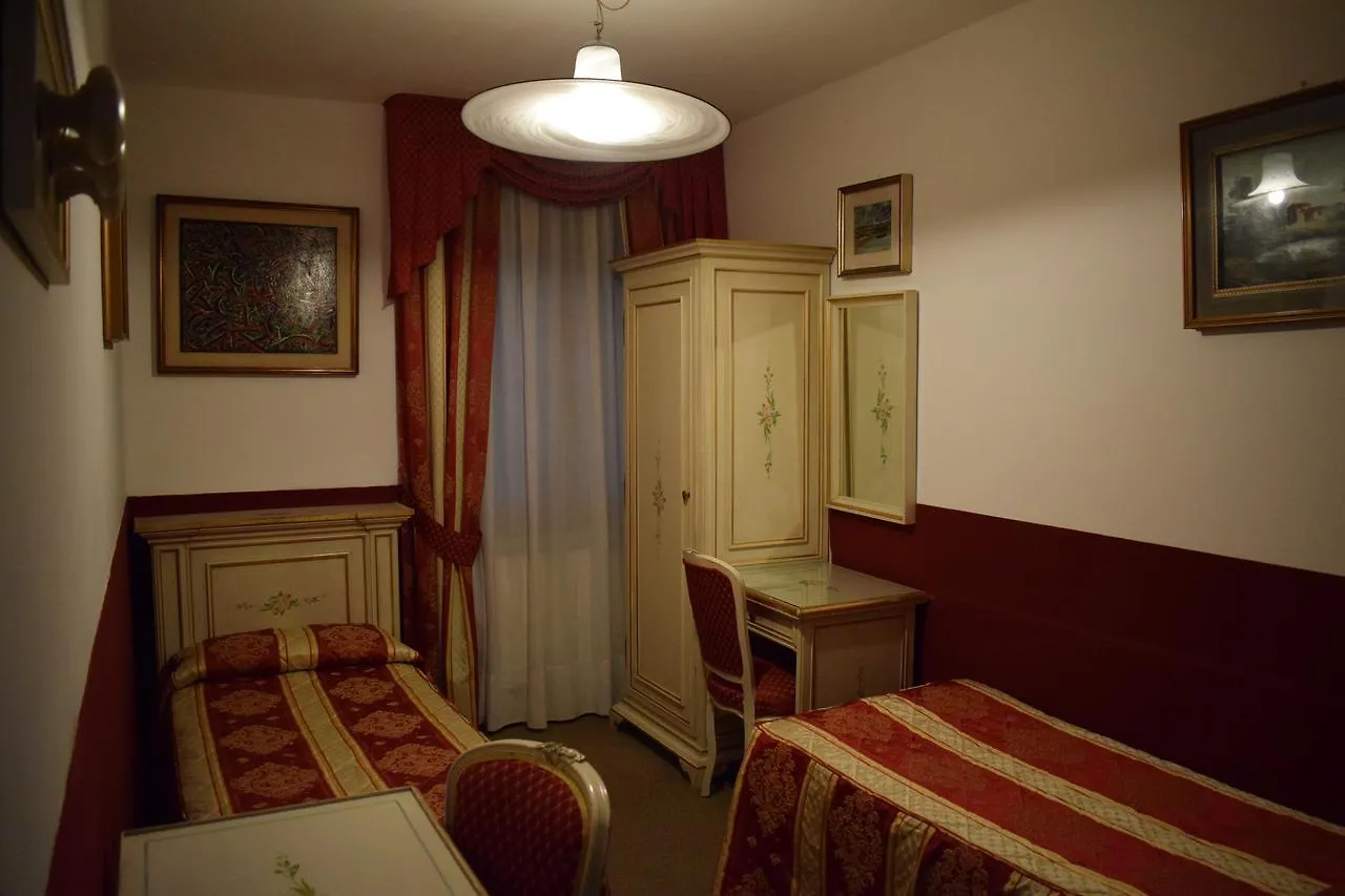 Hotel Albergo Basilea Wenecja