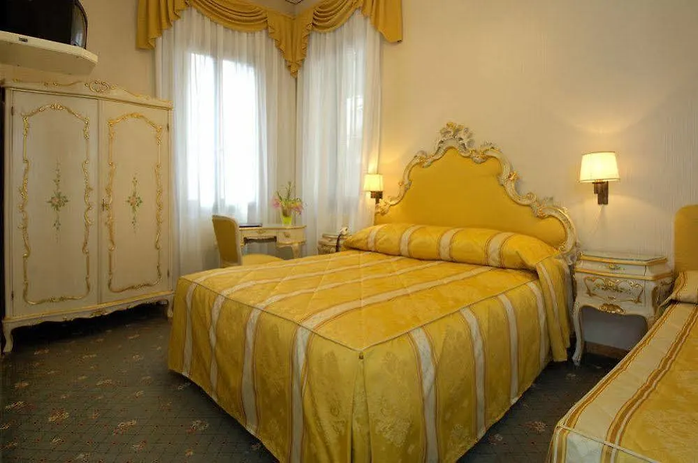 Hotel Albergo Basilea Wenecja